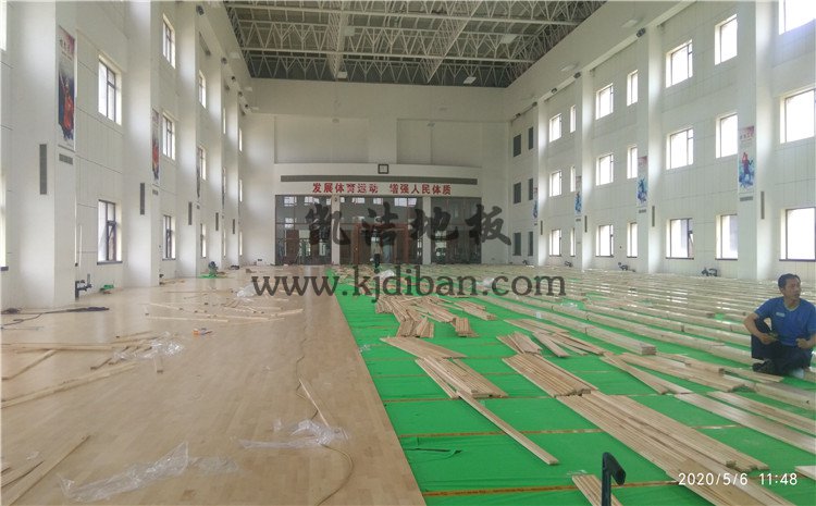 空中交通管制綜合訓(xùn)練場(chǎng)籃球館木地板