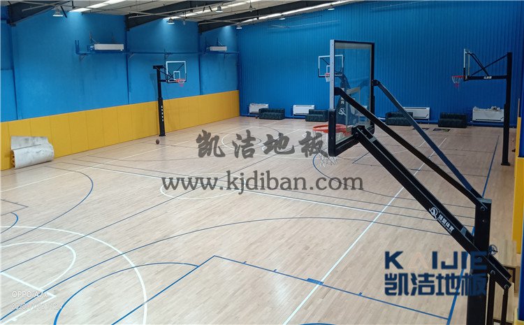 北京市海淀區鐵盟物流籃球館和羽毛球館木地板案例